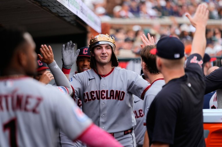 Guardians' rookie outfielder Chase Delauter leaves game vs. Padres due to left hamstring tightness | iNFOnews.ca