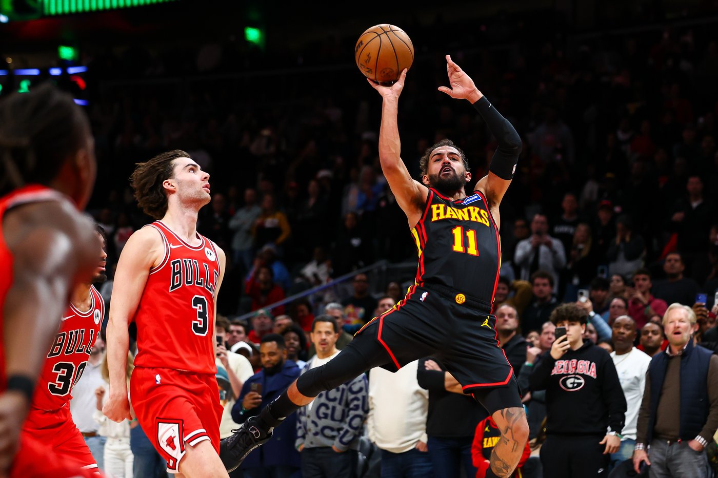 Trae Young feels 'amazing' after scoring 35 points. Now Hawks need to focus on healing their defense | iNFOnews.ca