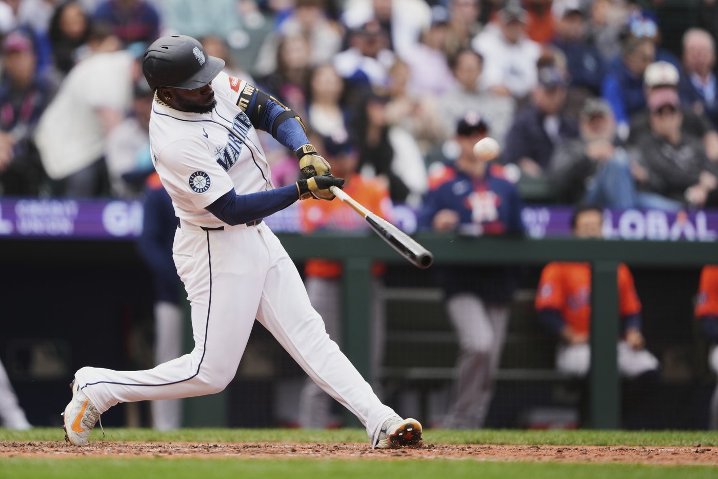 Arozarena hits grand slam in 8th and draws winning walk in 9th as Mariners rally past Astros 7-6 | iNFOnews.ca Arozarena hits grand slam in 8th and draws winning walk in 9th as Mariners rally past Astros 7-6 | iNFOnews.ca