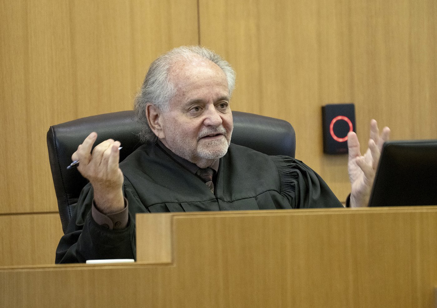 Judge recuses himself in Arizona fake elector case after urging response to attacks on Kamala Harris | iNFOnews.ca Judge recuses himself in Arizona fake elector case after urging response to attacks on Kamala Harris | iNFOnews.ca