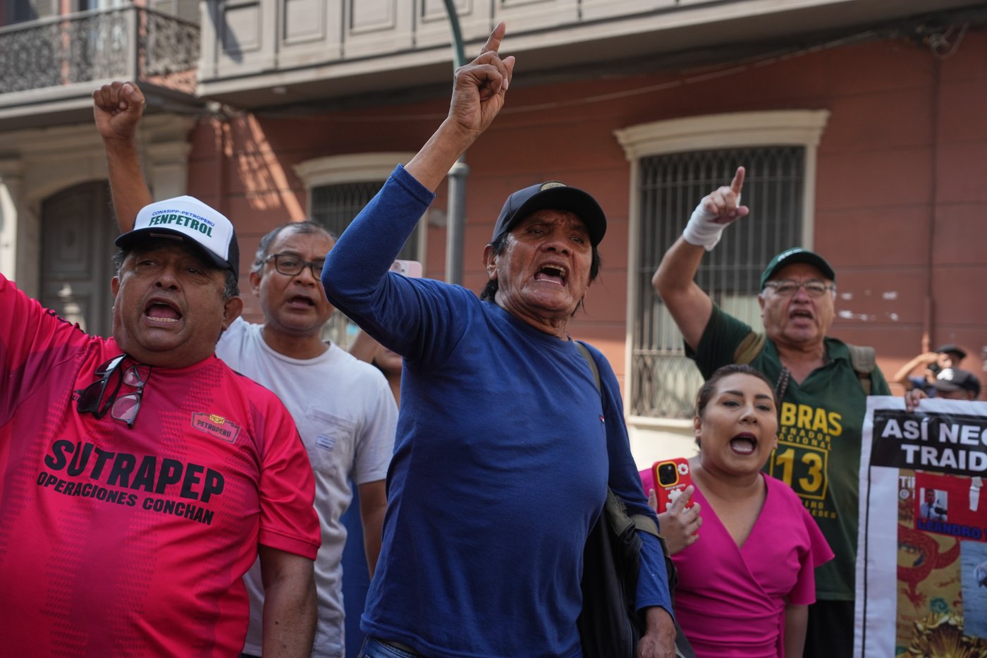 Peru's Congress removes interim President Jerí as he faces a corruption probe | iNFOnews.ca