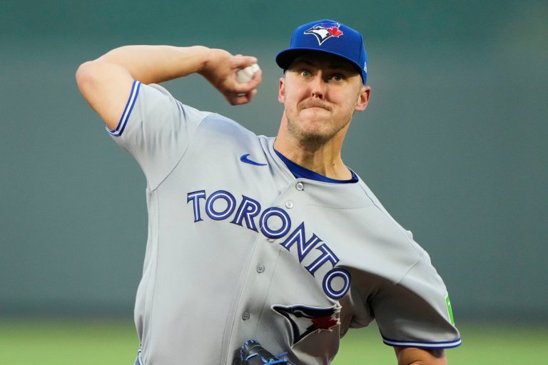 Blue Jays' Jameson Taillon goes back on IL with elbow inflammation | iNFOnews.ca