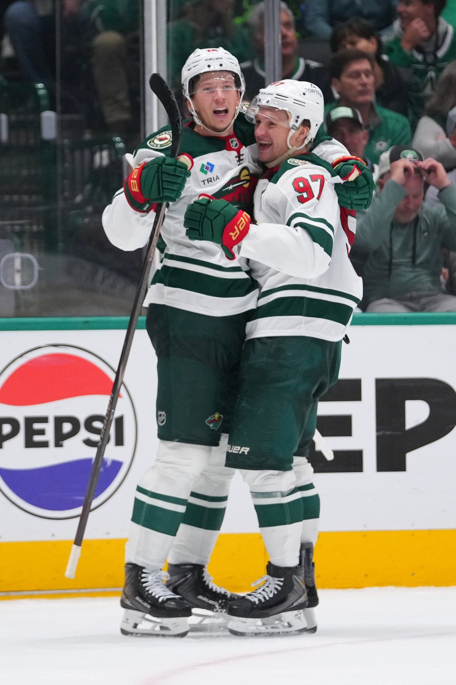 Matt Boldy and Wild go home with chance to clinch series after beating Stars 4-2 in Game 5 | iNFOnews.ca