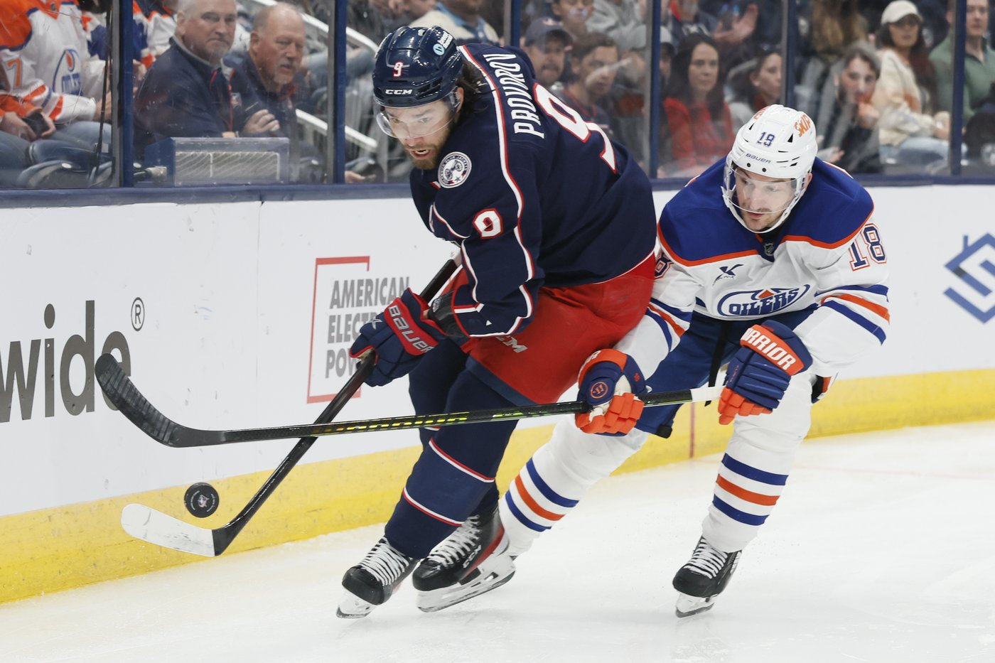 Blue Jackets squash Oilers 6-1, McDavid leaves game with injury | iNFOnews.ca Blue Jackets squash Oilers 6-1, McDavid leaves game with injury | iNFOnews.ca