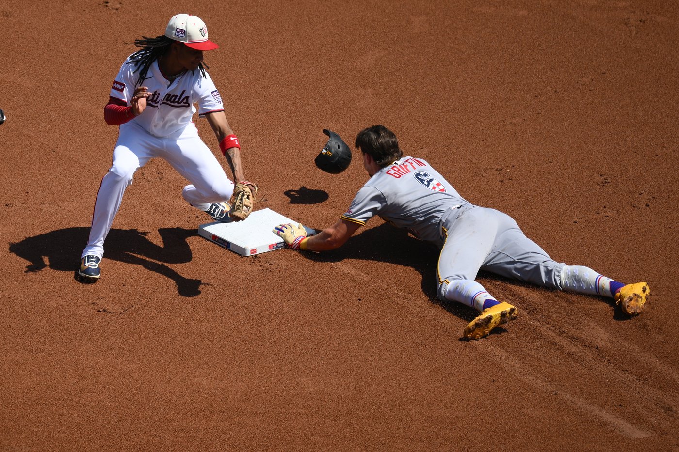 Ashcraft wins 4th straight start as Pirates topple Nationals 7-1 | iNFOnews.ca