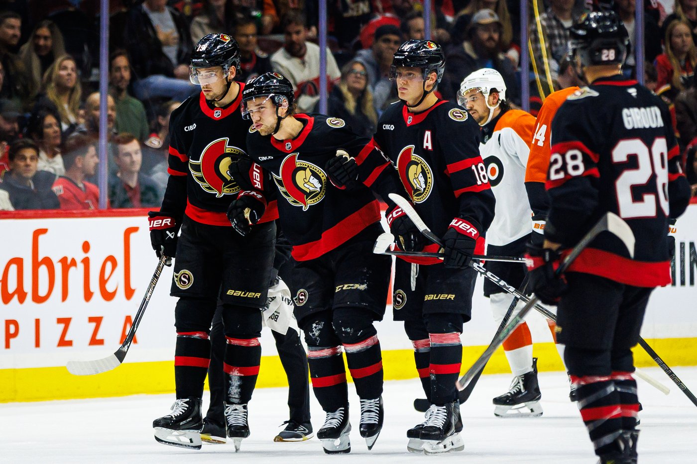 Yakemchuk's winner lifts Senators to 2-1 victory over Flyers | iNFOnews.ca