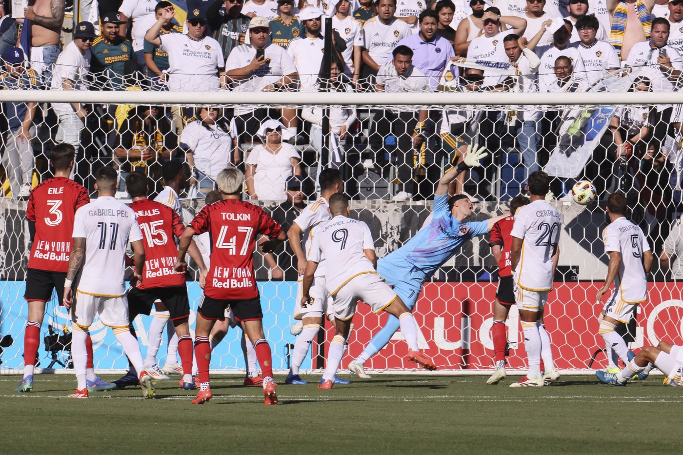 In his third straight MLS Cup final, goalkeeper John McCarthy delivers a title for LA Galaxy | iNFOnews.ca