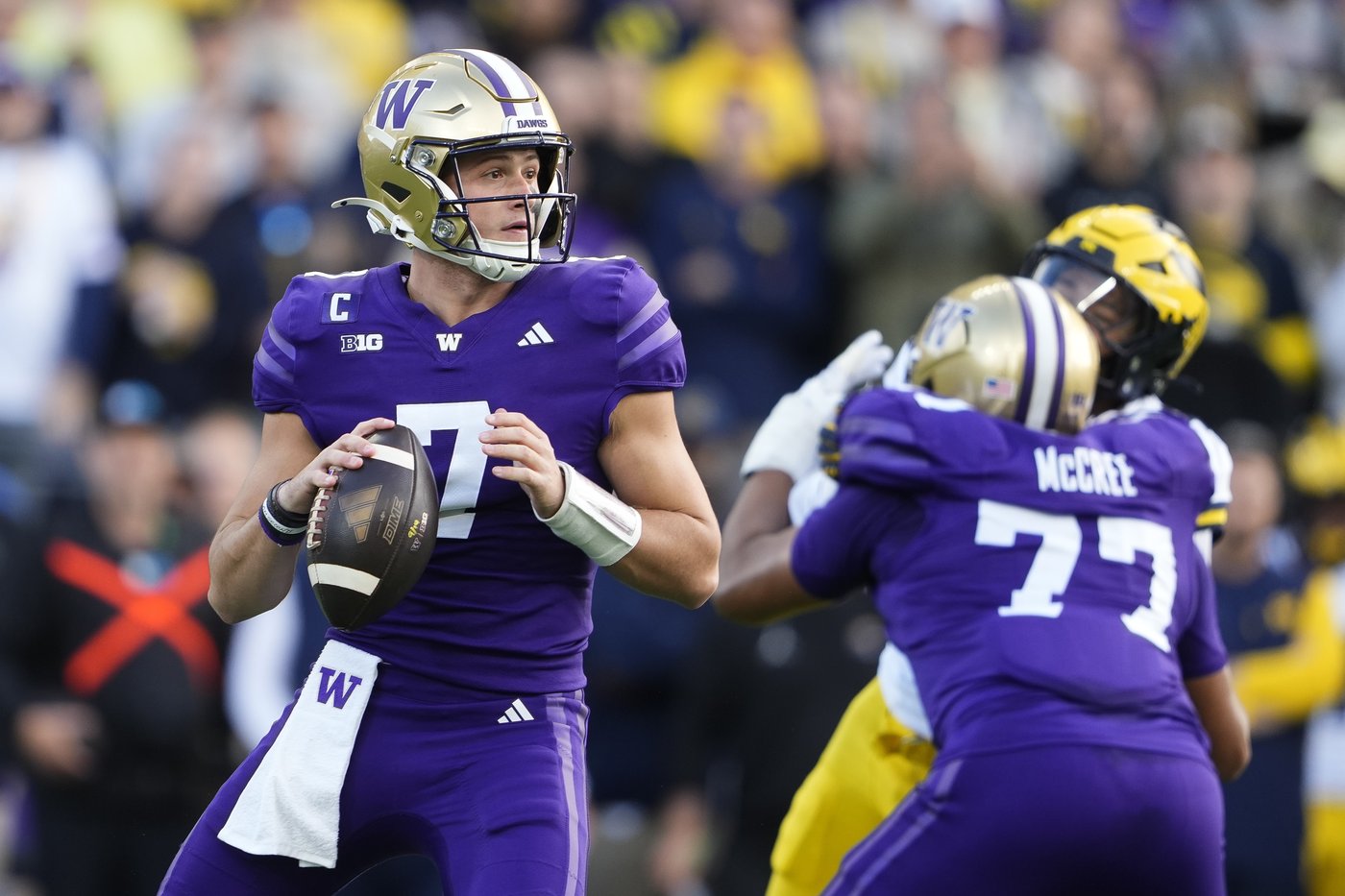 Washington pulls away in 4th quarter to beat No. 10 Michigan 27-17 in title game rematch | iNFOnews.ca