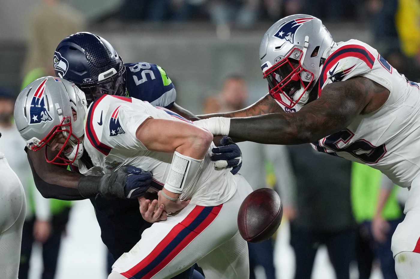 Derick Hall's strip-sack opens the way to Seahawks' second title | iNFOnews.ca Derick Hall's strip-sack opens the way to Seahawks' second title | iNFOnews.ca