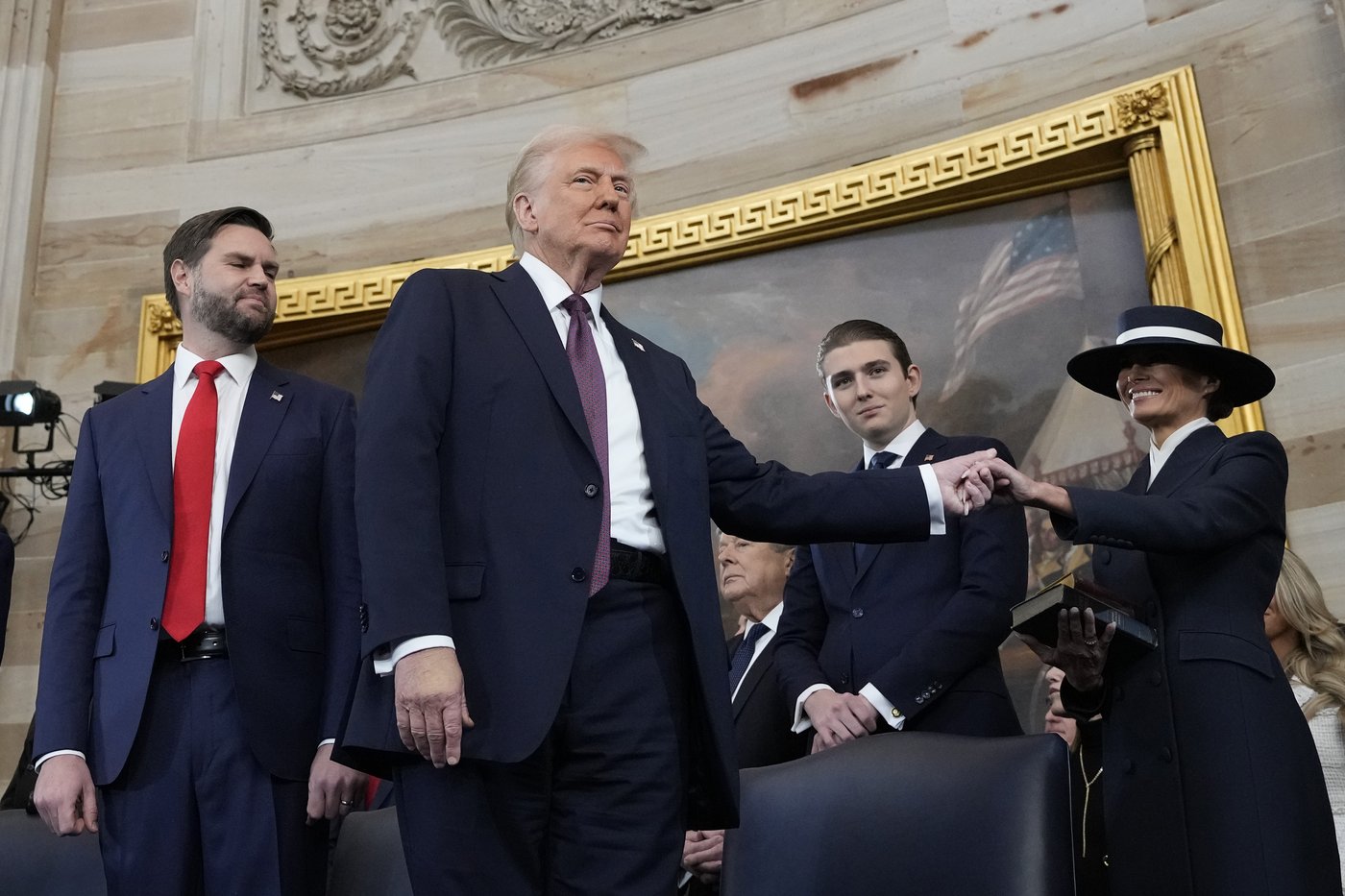 PHOTO COLLECTION: Trump Inauguration Swearing In | iNFOnews.ca