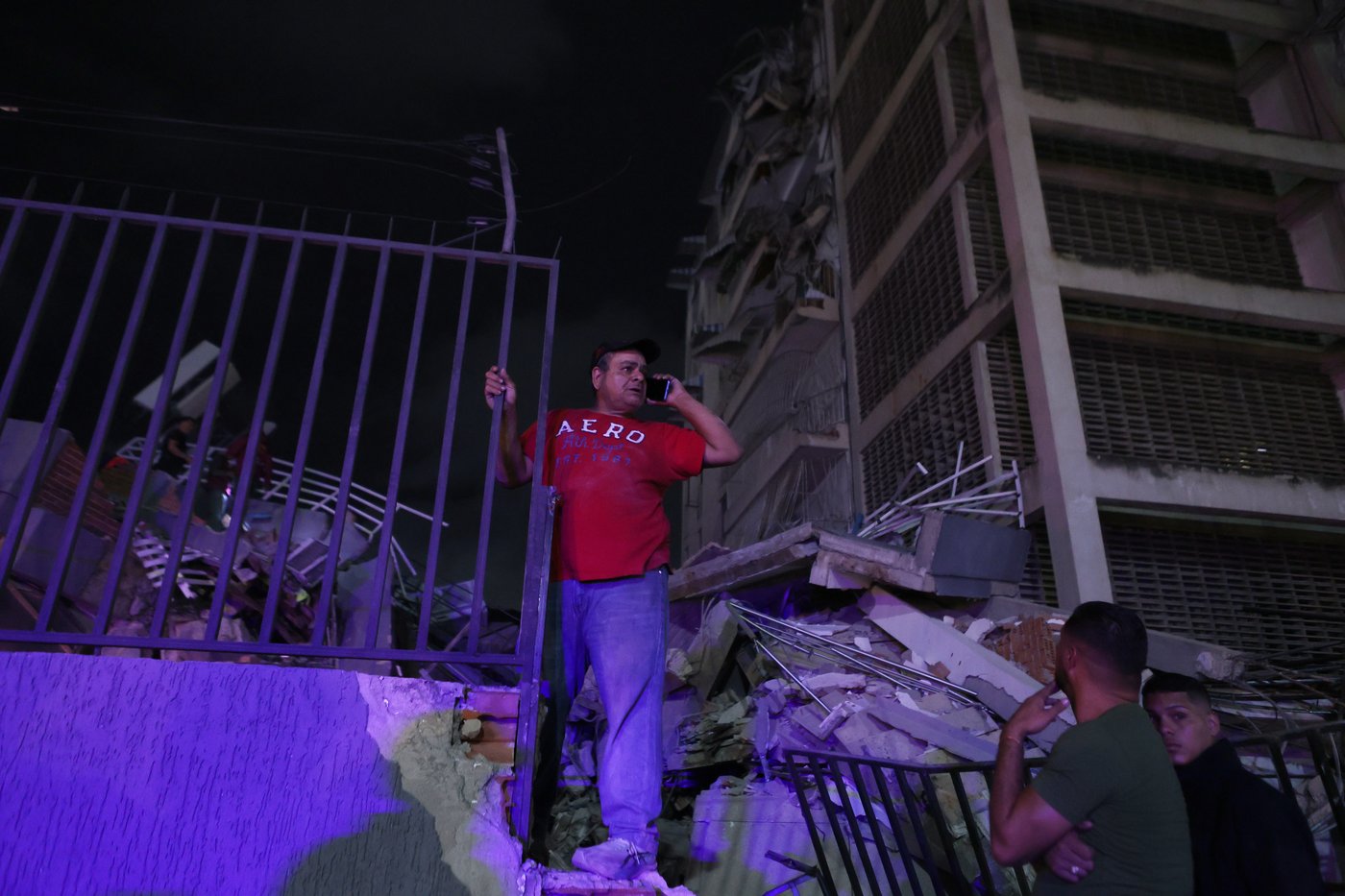 Leaders and celebrities react after powerful quakes hit Venezuela | iNFOnews.ca