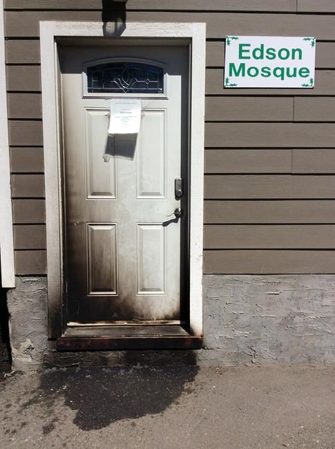 Police suspect fire at mosque in Alberta town was deliberately set | iNFOnews.ca