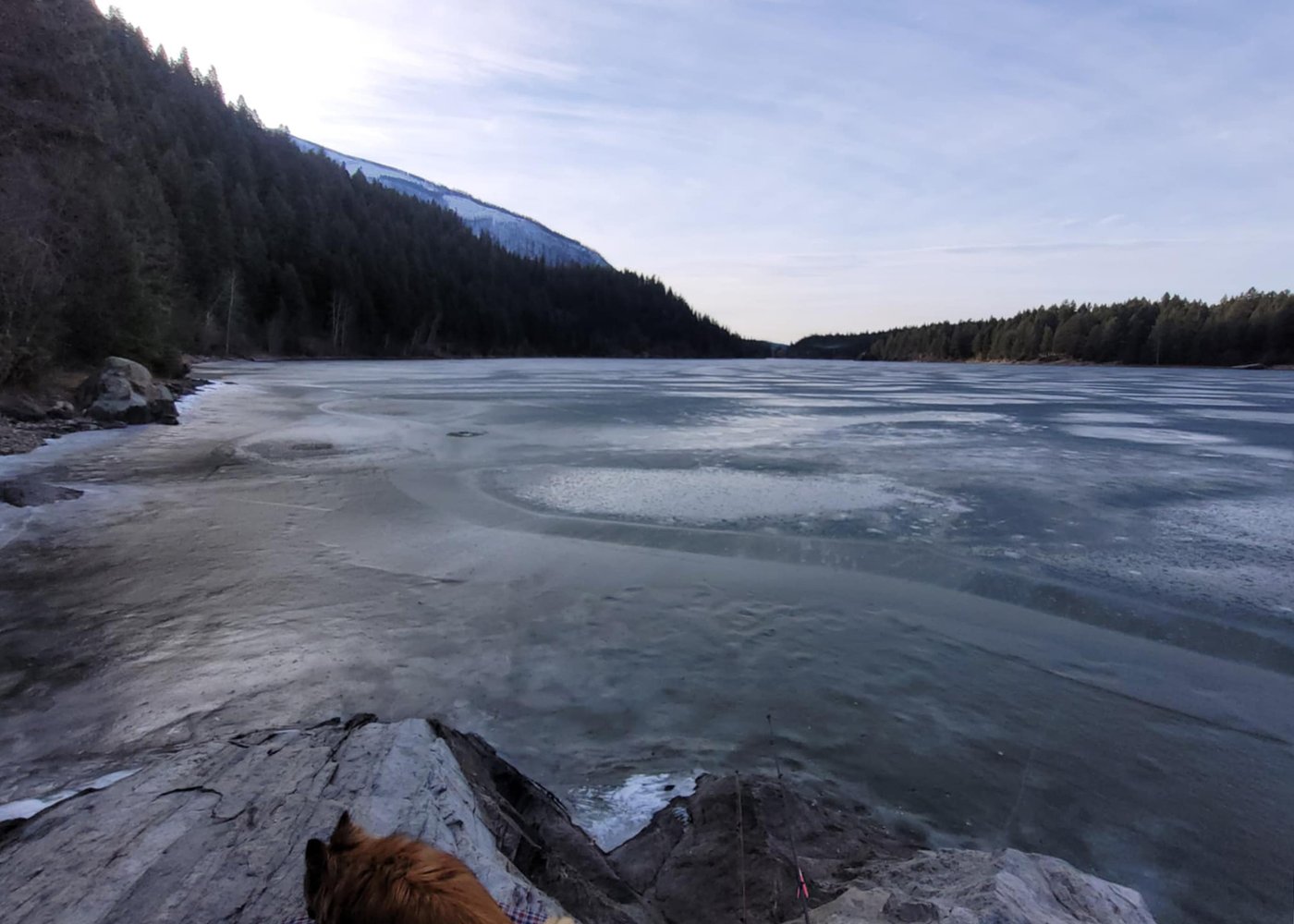 B.C.'s Warm weather forces those in ice-fishing derby into boats | iNFOnews.ca