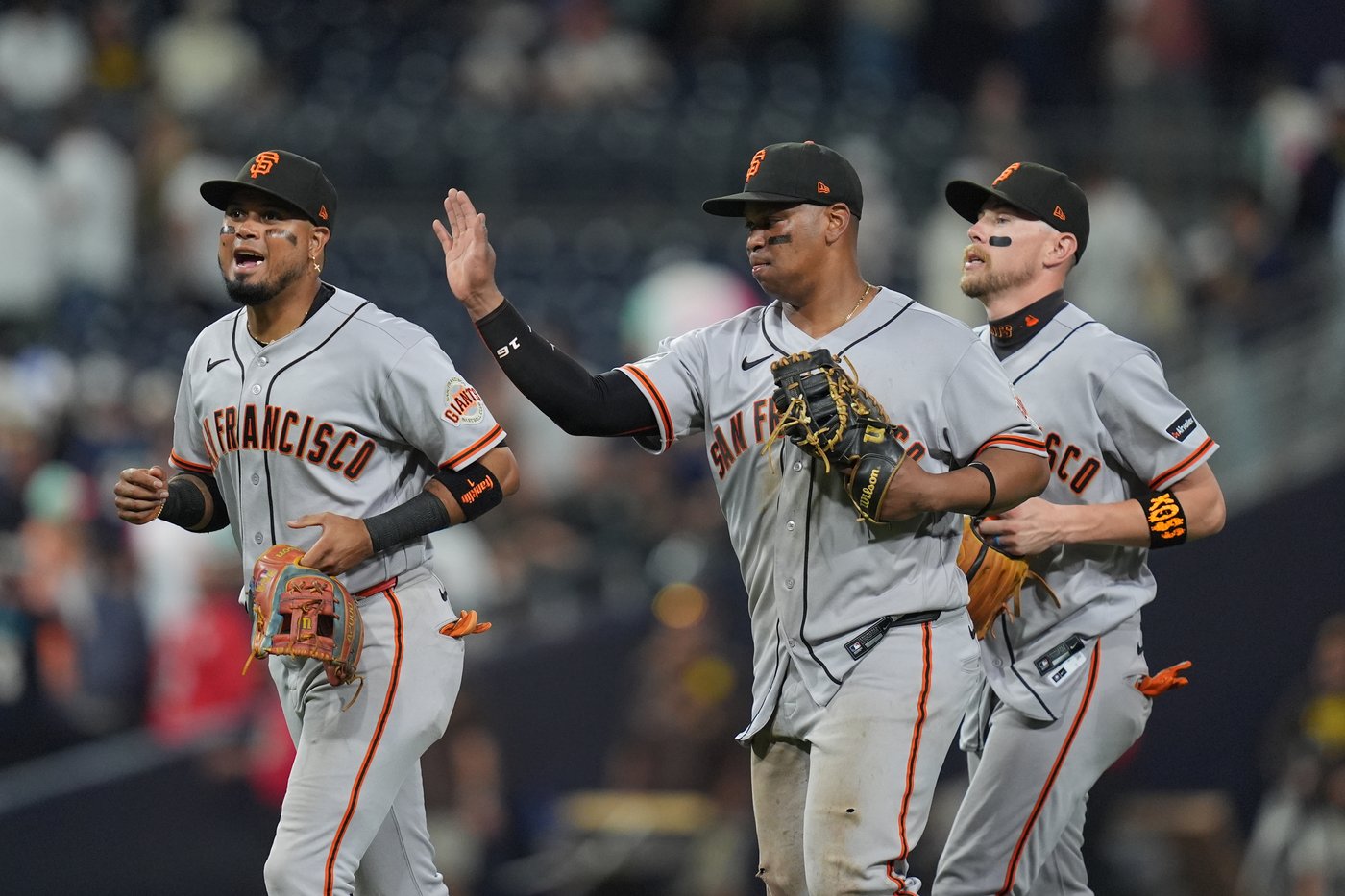 Rookie Susac homers again, Ray wins his 7th straight decision as Giants beat Padres 4-1 | iNFOnews.ca Rookie Susac homers again, Ray wins his 7th straight decision as Giants beat Padres 4-1 | iNFOnews.ca