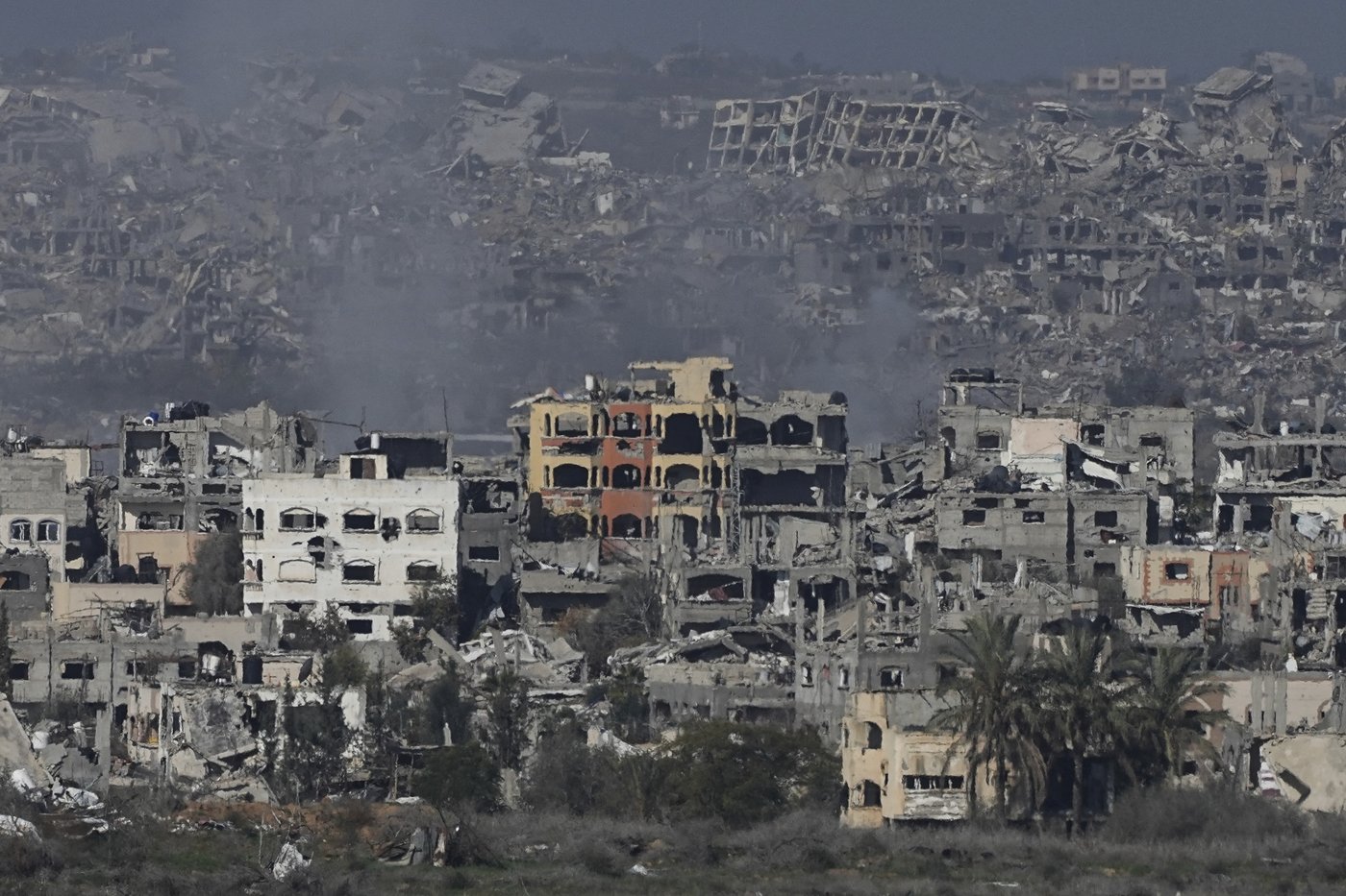 Hamas OKs draft agreement of a Gaza ceasefire and the release of some hostages, officials say | iNFOnews.ca