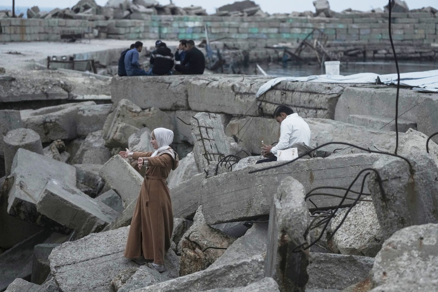 Qatari leader says the Gaza ceasefire is at a critical moment | iNFOnews.ca Qatari leader says the Gaza ceasefire is at a critical moment | iNFOnews.ca
