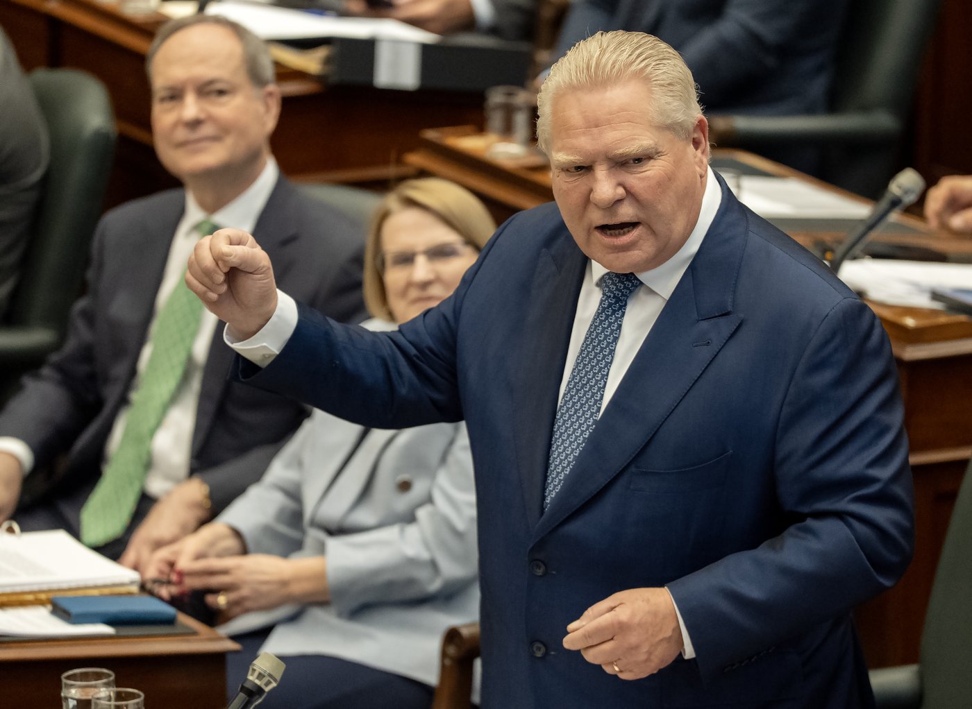 In the news today: Quebec premier swearing in, Ontario jails, B.C. bear attack | iNwheels In the news today: Quebec premier swearing in, Ontario jails, B.C. bear attack | iNwheels