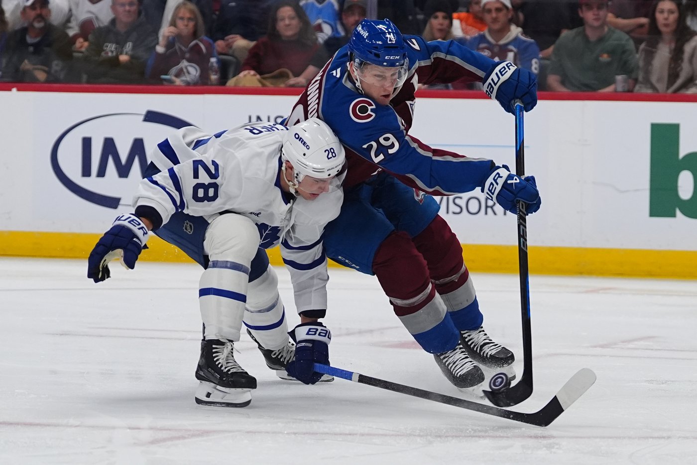 Nylander ties a career high with 5 points, Maple Leafs beat Avs 6-3 | iNFOnews.ca Nylander ties a career high with 5 points, Maple Leafs beat Avs 6-3 | iNFOnews.ca