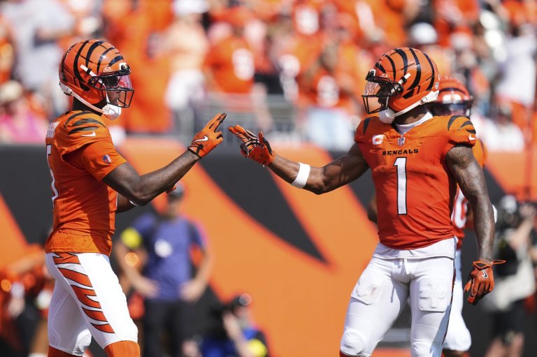 Tee Higgins, Evan Engram look to turn their seasons around in Monday's Bengals-Broncos game | iNFOnews.ca