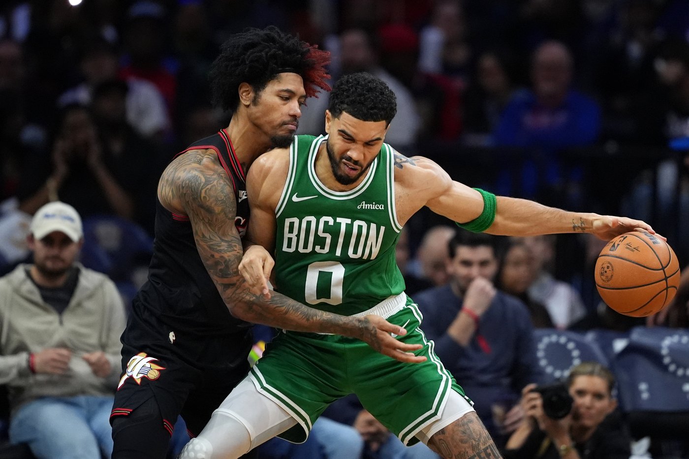 Celtics and Spurs can advance on Tuesday. The Knicks and Hawks play the first pivotal Game 5 of 2026 | iNFOnews.ca