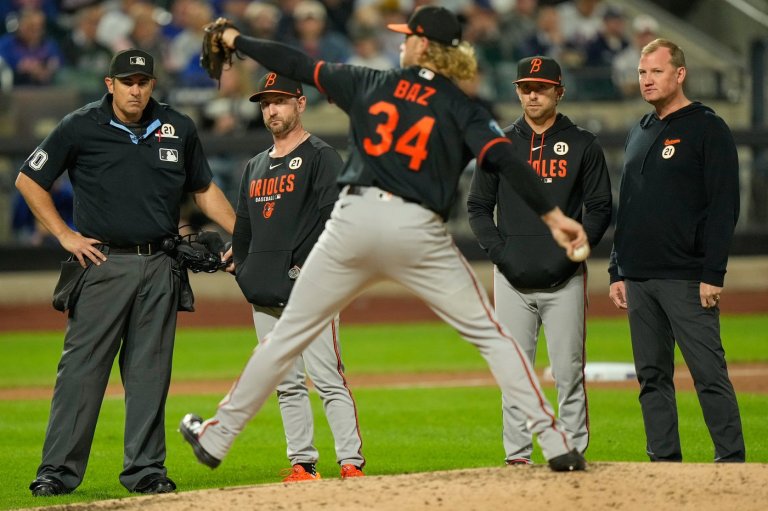 Orioles' Shane Baz exits after being hit in arm by line drive vs. Mets | iNFOnews.ca