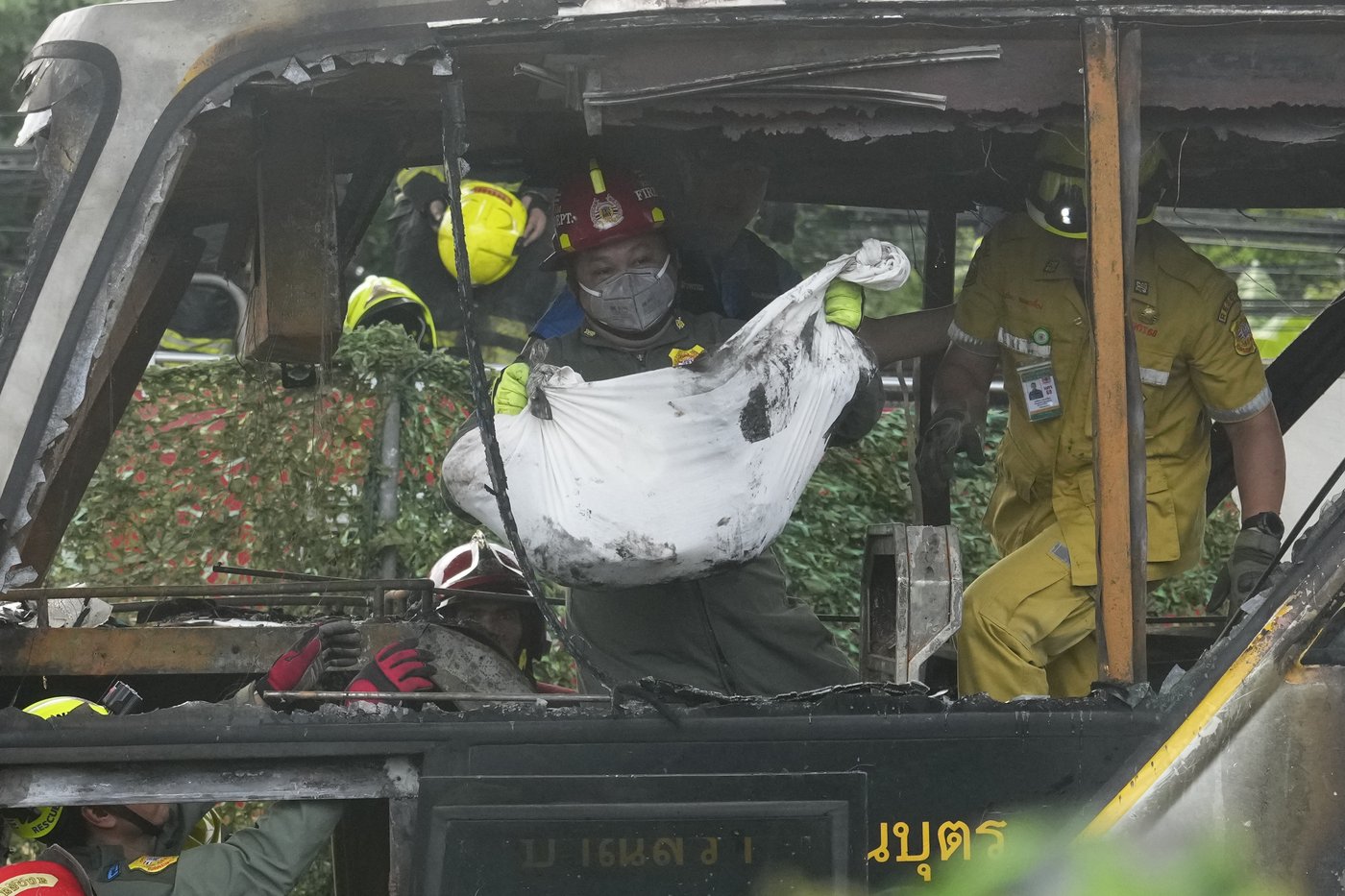 More than 20 are feared dead after a school bus catches fire in suburban Bangkok | iNFOnews.ca More than 20 are feared dead after a school bus catches fire in suburban Bangkok | iNFOnews.ca