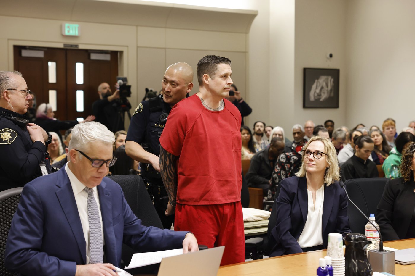 Suburban Seattle officer gets over 16 years in prison for fatally shooting a homeless man | iNFOnews.ca Suburban Seattle officer gets over 16 years in prison for fatally shooting a homeless man | iNFOnews.ca