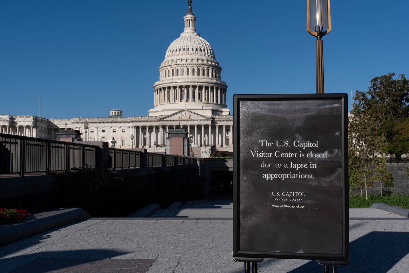 Senate Democrats, holding out for health care, ready to reject government funding bill for 10th time | iNFOnews.ca Senate Democrats, holding out for health care, ready to reject government funding bill for 10th time | iNFOnews.ca
