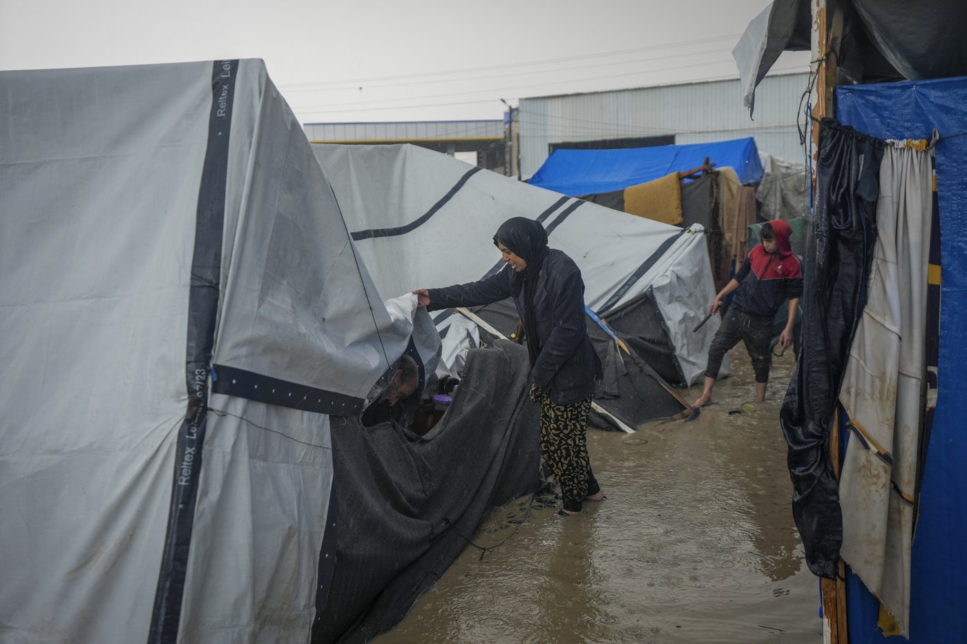 Middle East latest: Dozens of patients and wounded evacuated from Gaza for treatment | iNFOnews.ca