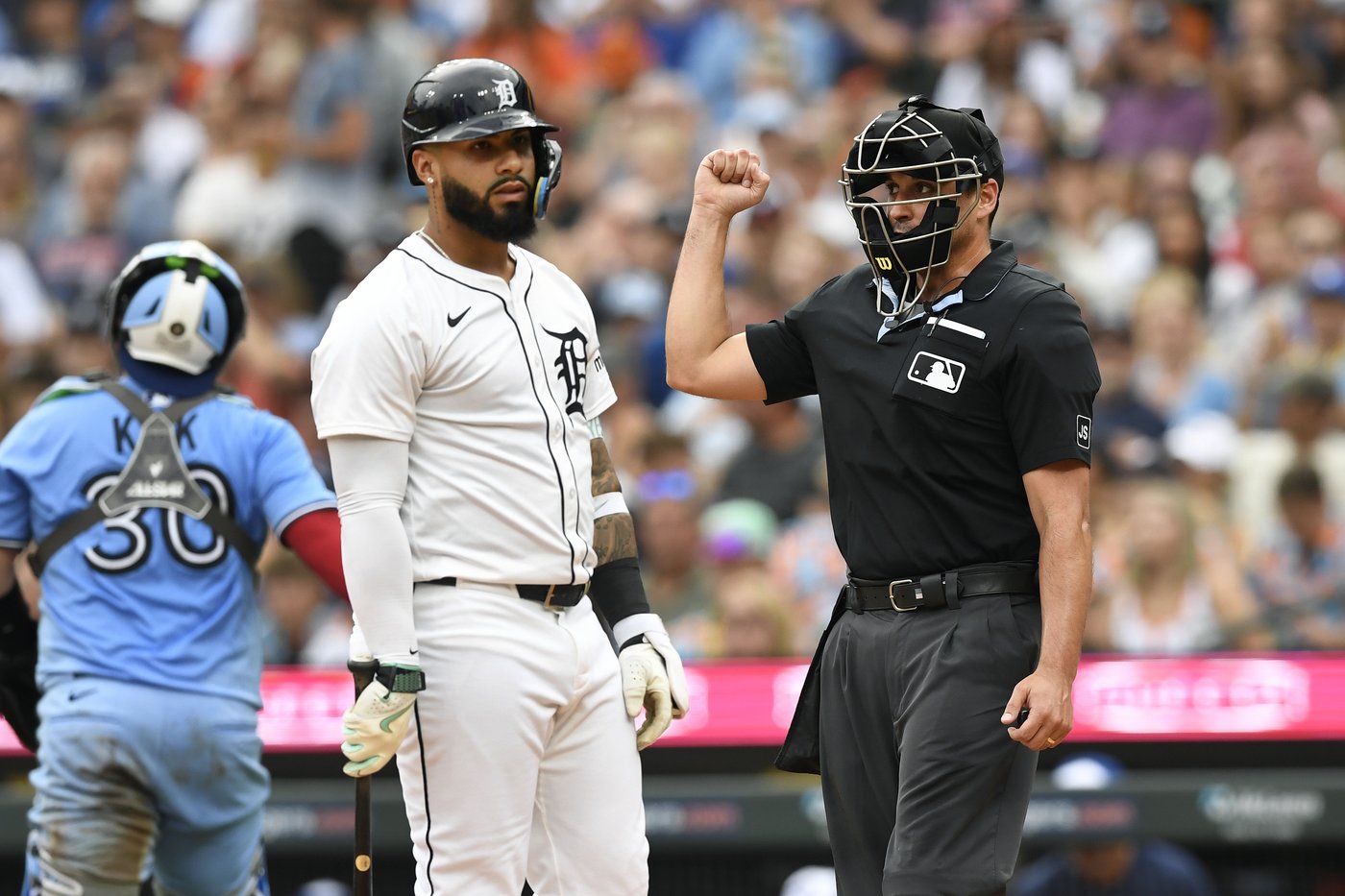 Bichette lifts surging Blue Jays to 6-1 win over slumping Tigers | iNFOnews.ca Bichette lifts surging Blue Jays to 6-1 win over slumping Tigers | iNFOnews.ca