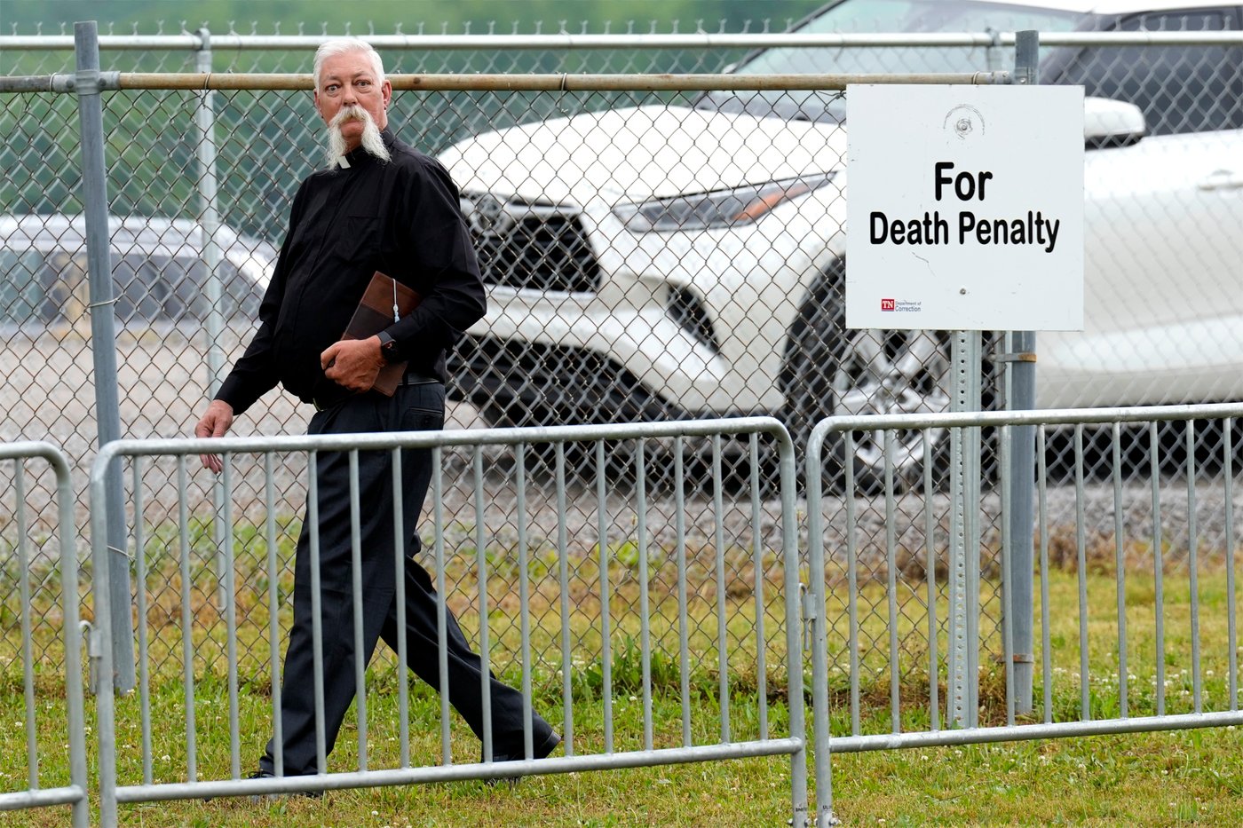 Tennessee fails to execute Tony Carruthers after IV difficulties. State won't try again for a year | iNFOnews.ca Tennessee fails to execute Tony Carruthers after IV difficulties. State won't try again for a year | iNFOnews.ca