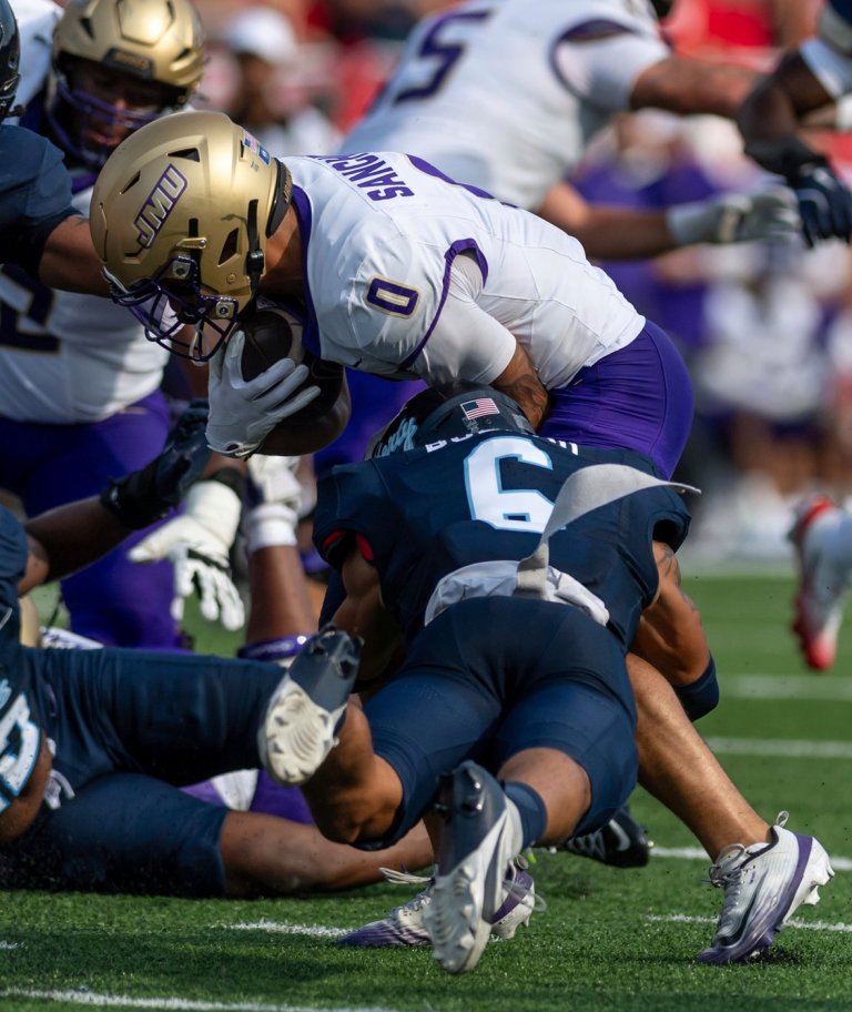 BC's Bryce Steele, who fought cancer to keep playing, is 1 of 3 Comeback Player of the Year winners | iNFOnews.ca