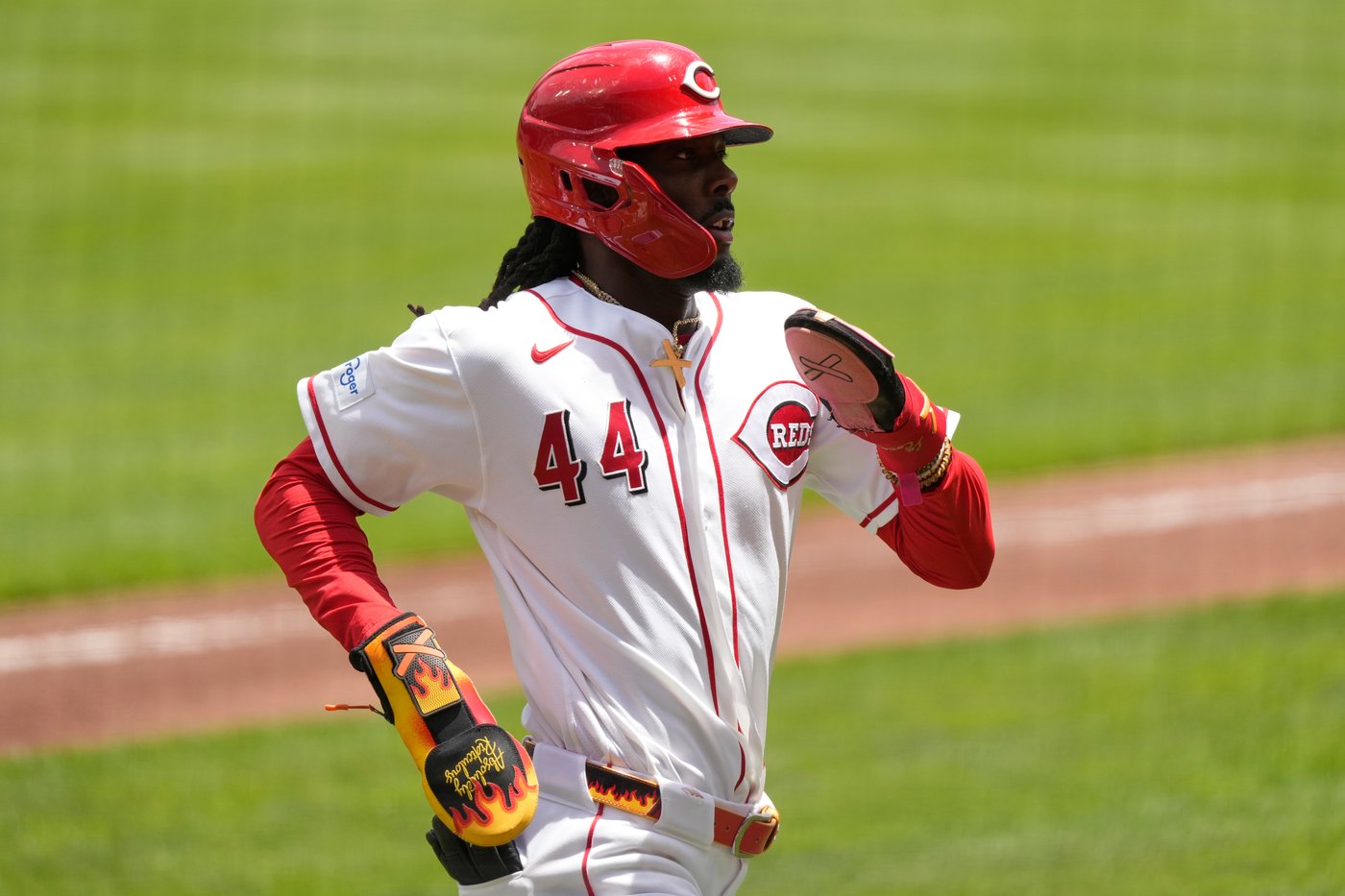 Reds' Elly De La Cruz is activated after spending 3 weeks on injured list with strained hamstring | iNFOnews.ca