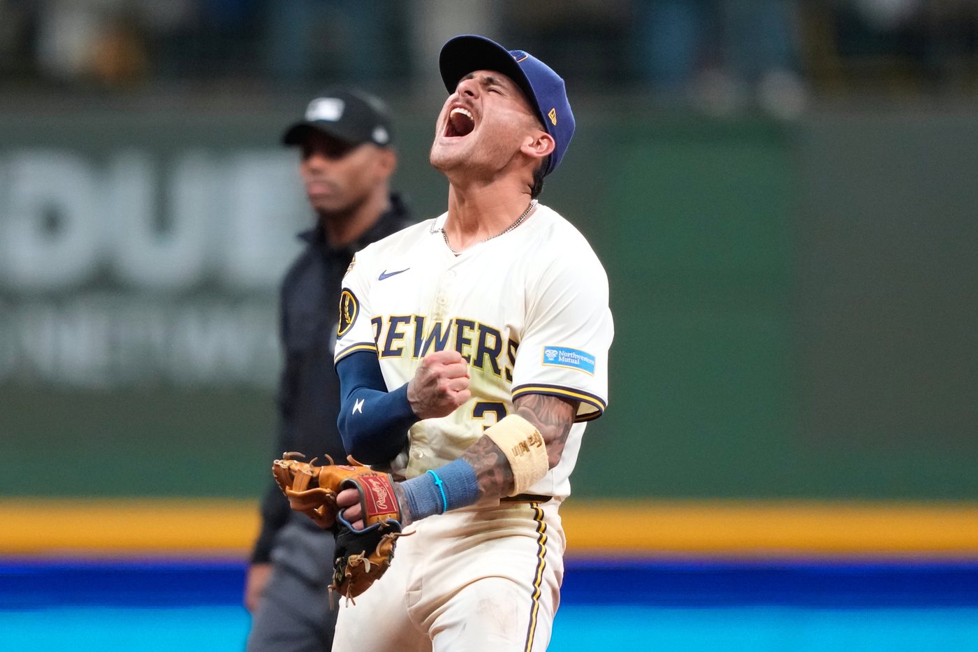 Brewers beat Cubs 3-1 in Game 5 of NL Division Series to earn NLCS matchup with Dodgers | iNFOnews.ca