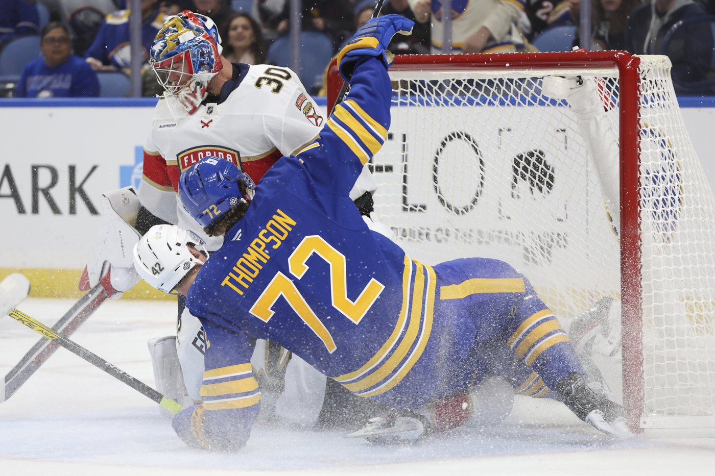 Thompson scores go-ahead goal, and Sabres end season-opening 3-game skid with 5-2 win over Panthers | iNFOnews.ca Thompson scores go-ahead goal, and Sabres end season-opening 3-game skid with 5-2 win over Panthers | iNFOnews.ca