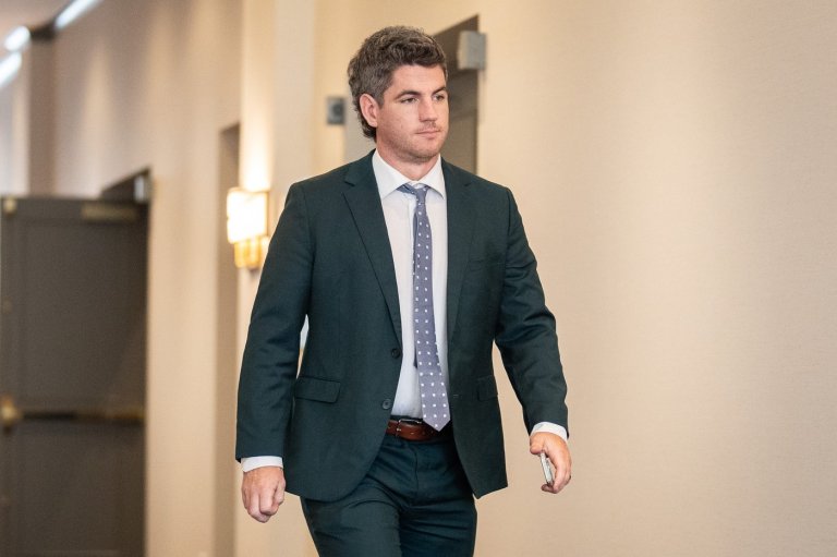 CP NewsAlert: B.C. Mountie ordered to resign or be fired after vulgar group chats | iNFOnews.ca