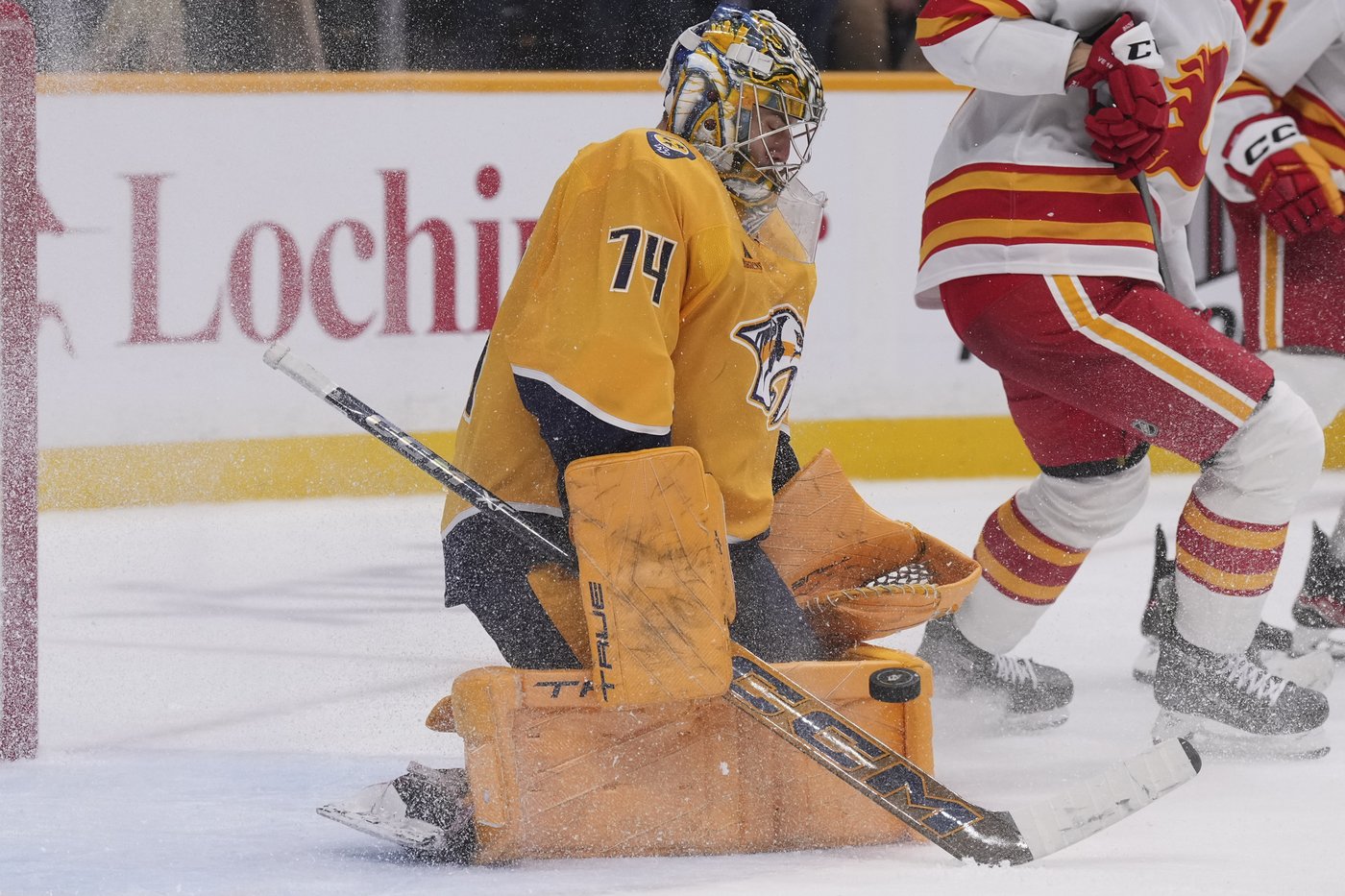 Huberdeau, Rooney lead Flames over Predators 4-3, snap eight-game road skid | iNFOnews.ca