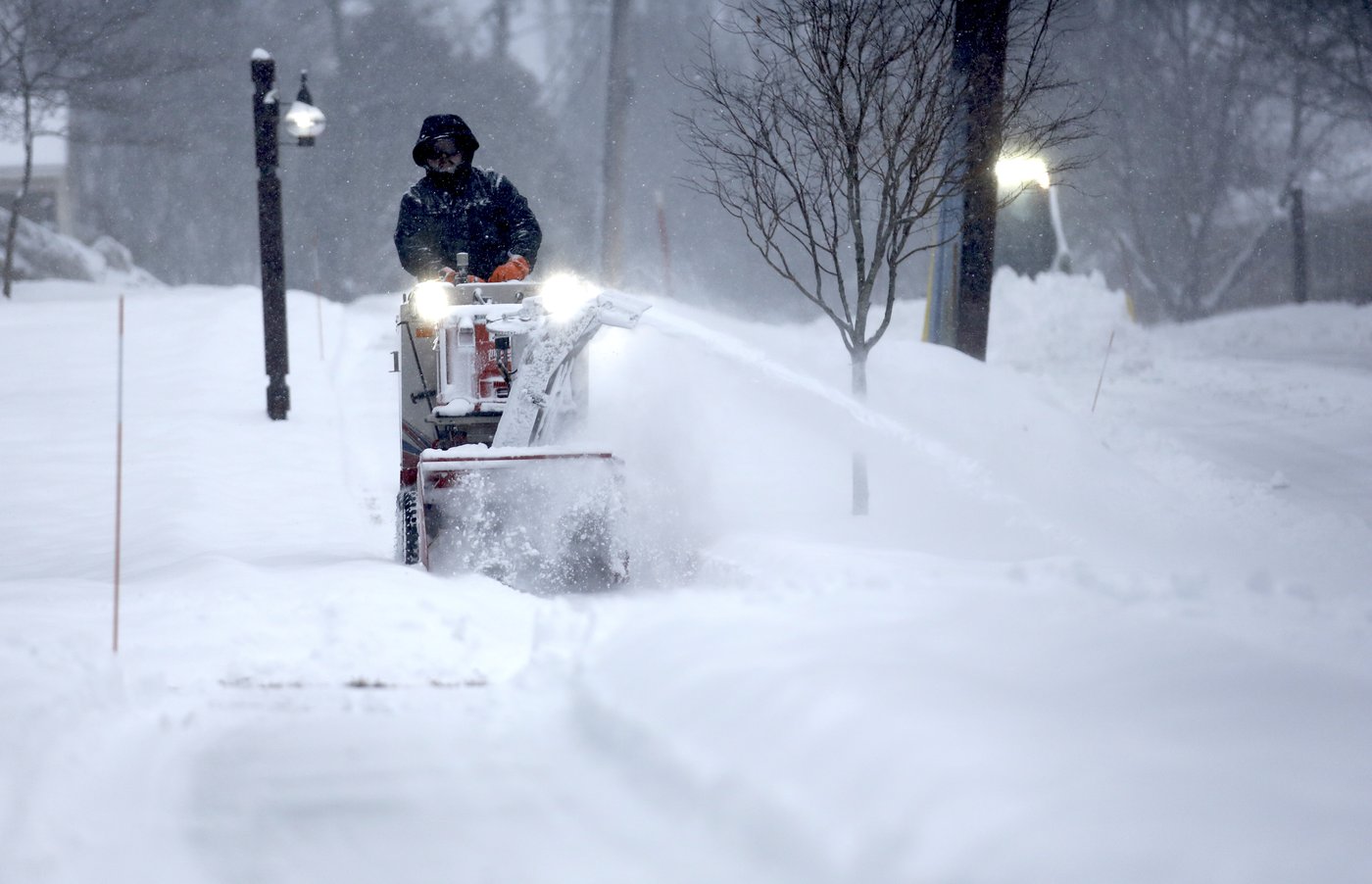 Winter storms bring flooding and 'thunder ice' in several US states | iNFOnews.ca