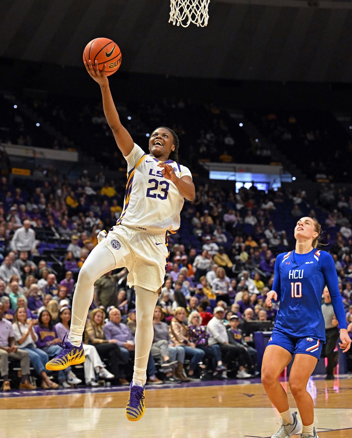 Fulwiley's 21 points, 7 steals in her LSU debut lead the No. 5 Tigers past Houston Christian 108-55 | iNFOnews.ca Fulwiley's 21 points, 7 steals in her LSU debut lead the No. 5 Tigers past Houston Christian 108-55 | iNFOnews.ca
