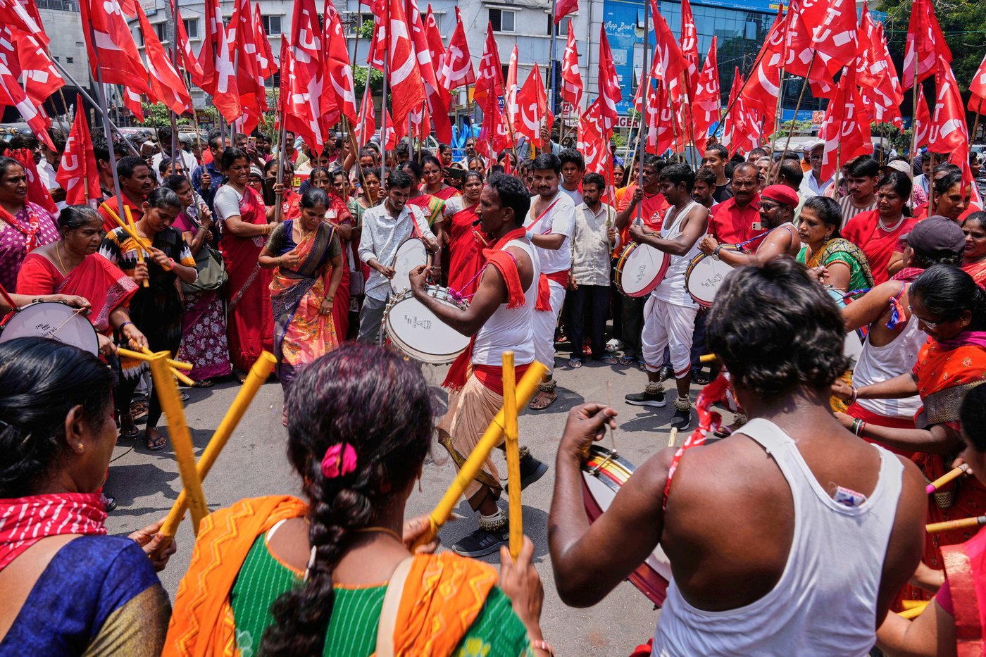 PHOTO COLLECTION: May Day Labor | iNFOnews.ca