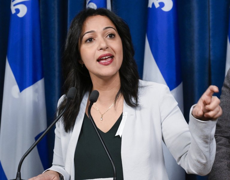 Moratorium called on new digital transformation contracts by Quebec government | iNFOnews.ca