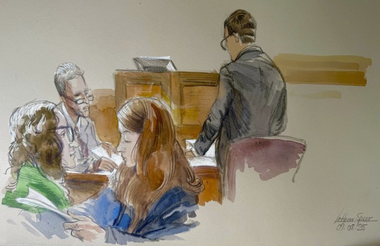 Potential jurors return for the trial of a man charged with trying to assassinate Trump in Florida | iNFOnews.ca