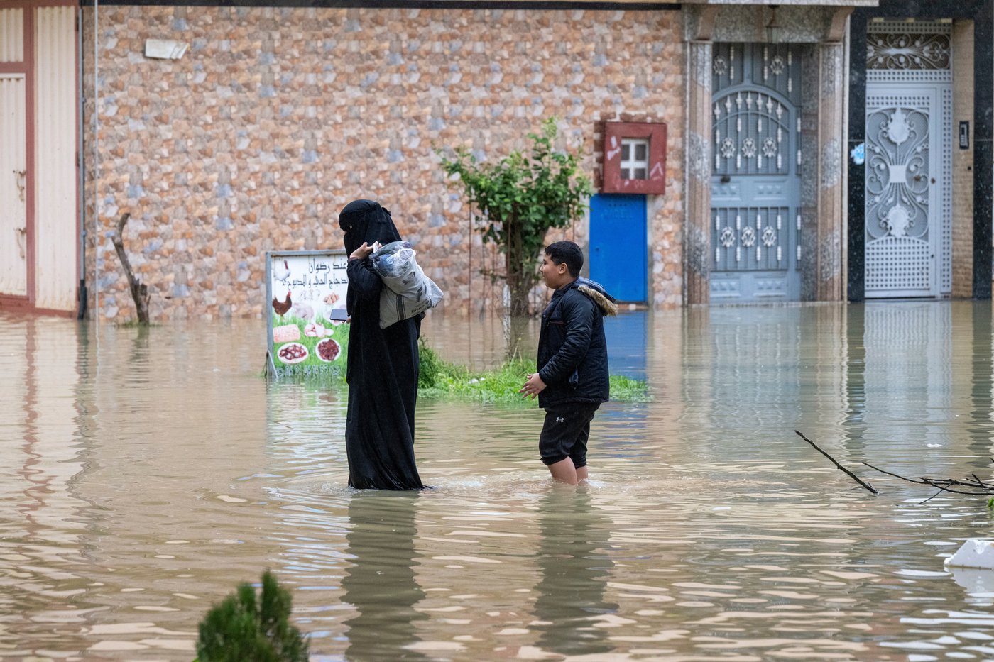 Morocco evacuates 140,000 people as torrential rains and dam releases trigger floods | iNFOnews.ca