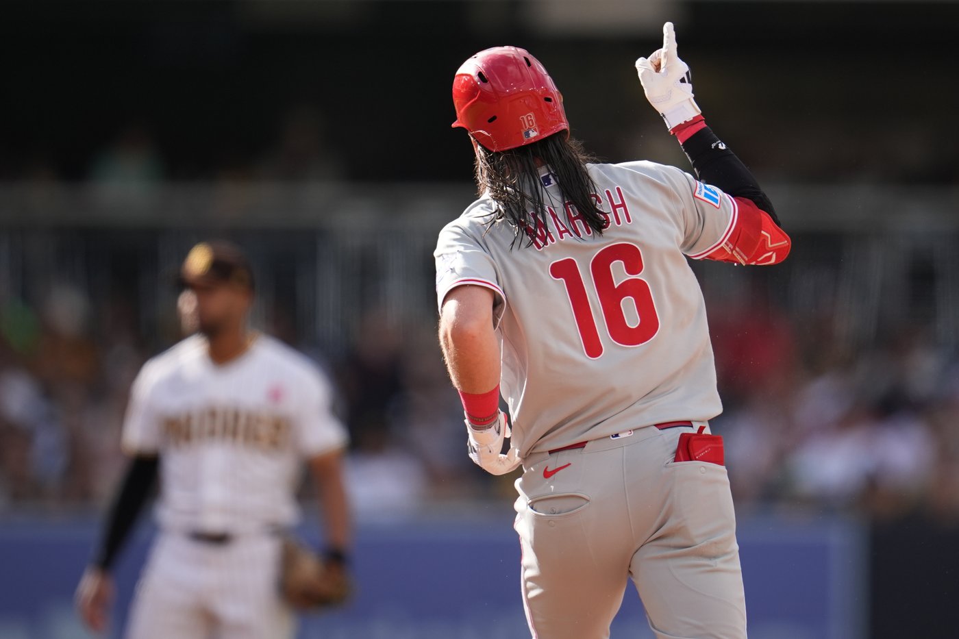 Schwarber hits MLB-leading 21st homer as Phillies beat Padres 3-0 behind Luzardo | iNFOnews.ca Schwarber hits MLB-leading 21st homer as Phillies beat Padres 3-0 behind Luzardo | iNFOnews.ca