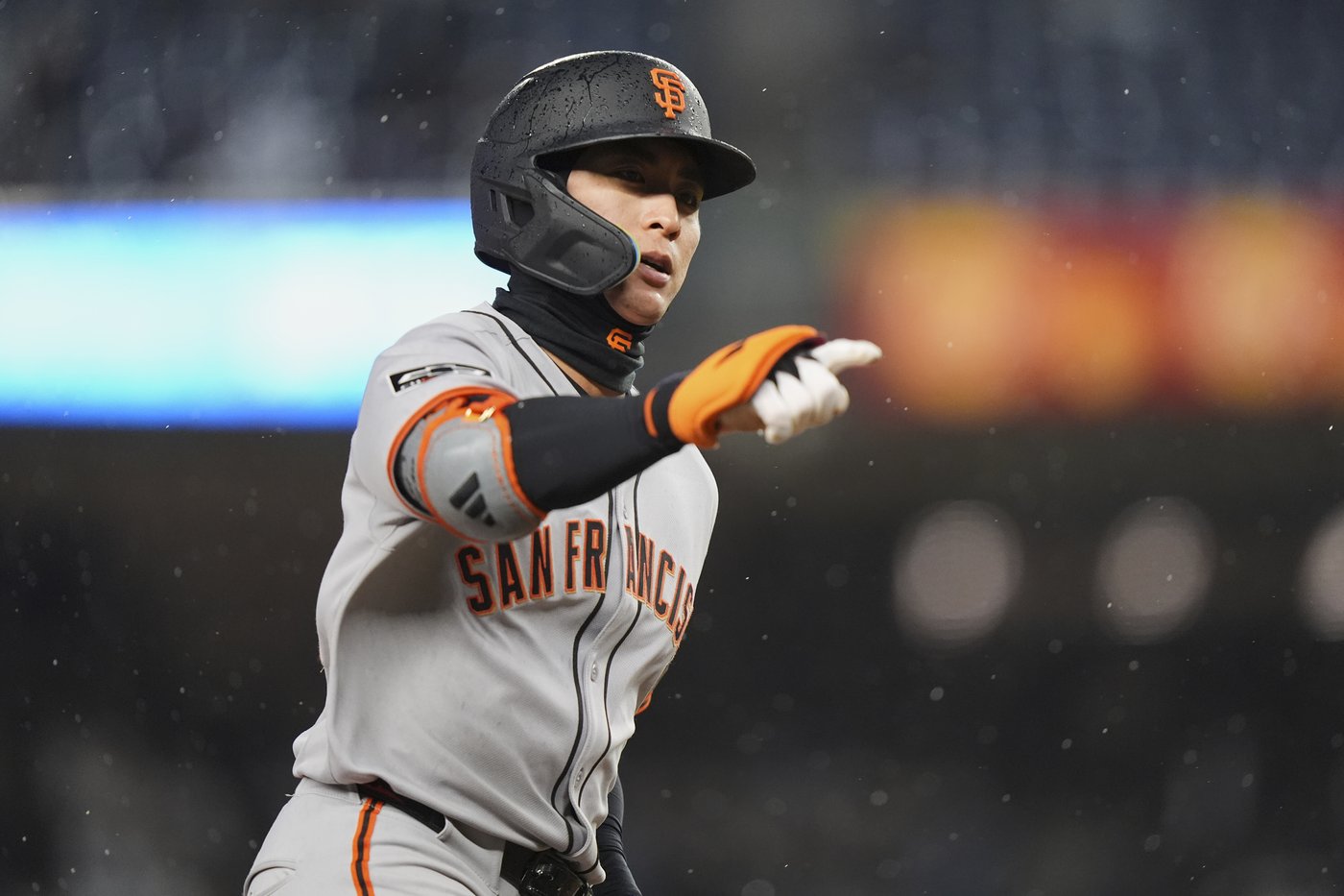 Lee, Wade have big hits as Stroman chased in 5-run 1st, Giants beat Yanks 9-1 in rain-shortened game | iNFOnews.ca