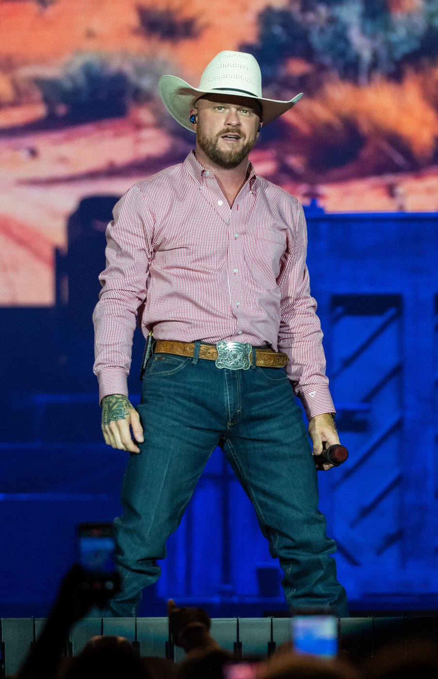 Cody Johnson's country music is only getting bigger. On 'Banks of the Trinity,' he'll take you home | iNFOnews.ca