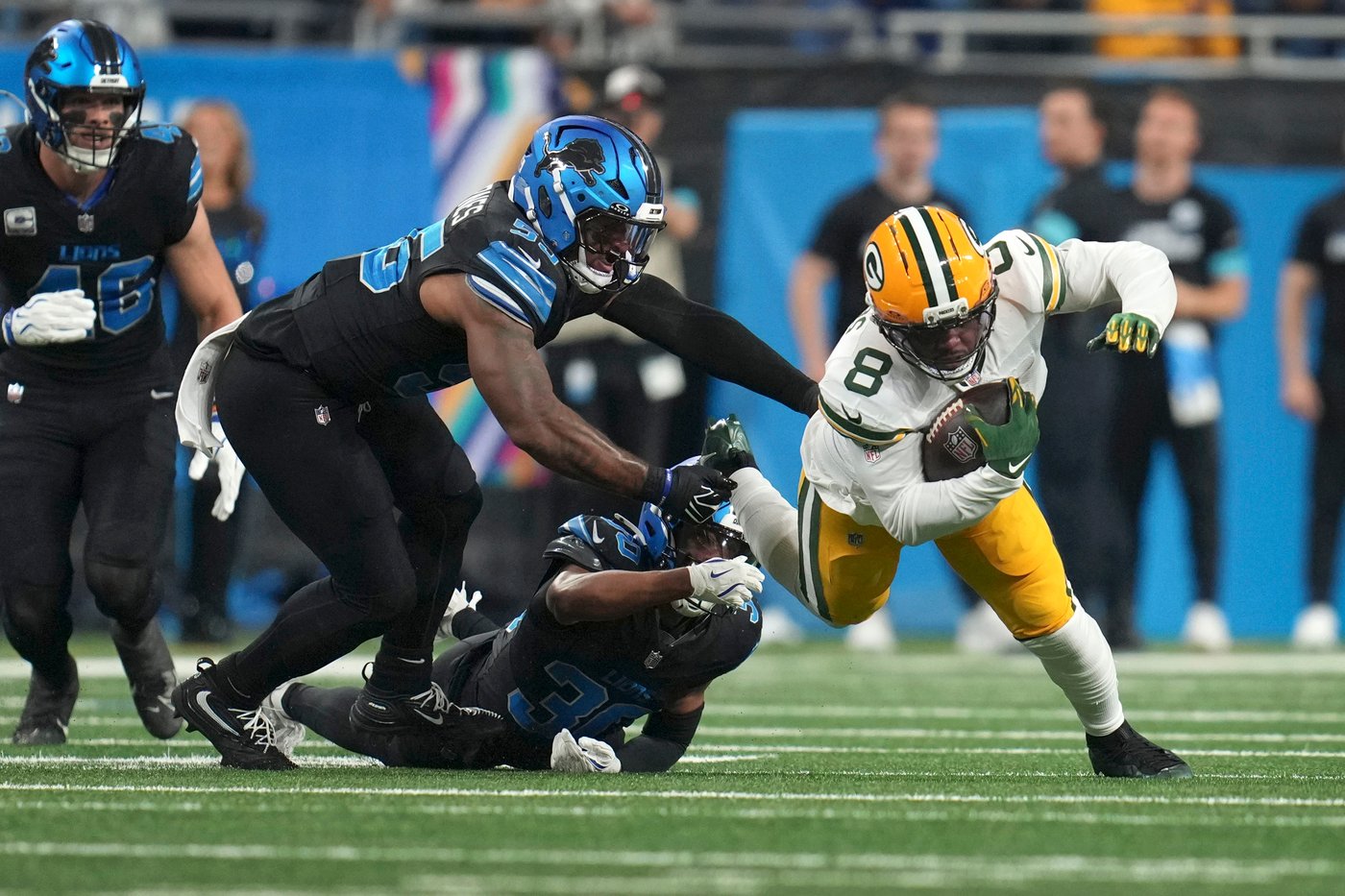 Josh Jacobs says Packers running backs must help out their injury-riddled offensive line | iNFOnews.ca