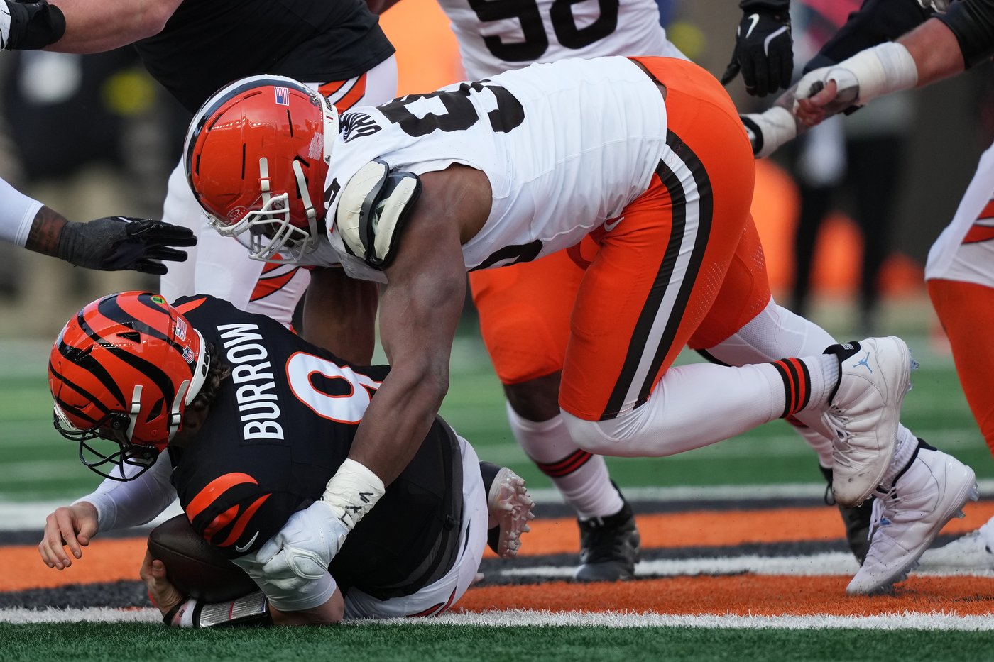Myles Garrett breaks NFL single-season sack record with 23 and laments not getting 2 more | iNFOnews.ca Myles Garrett breaks NFL single-season sack record with 23 and laments not getting 2 more | iNFOnews.ca
