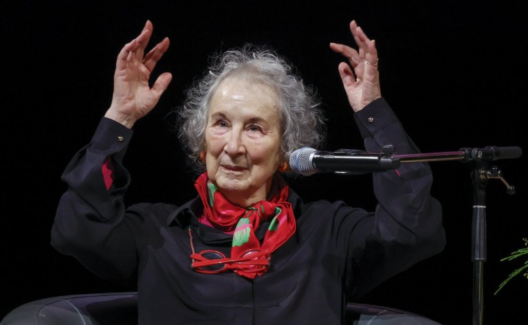 At Toronto event, Margaret Atwood reiterates need for due process in Galloway case | iNFOnews.ca