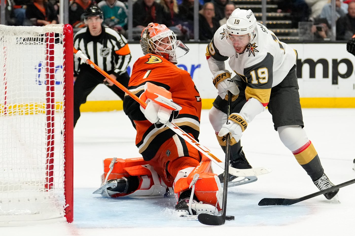 Cutter Gauthier capitalizes on Mitch Marner's mistake to give Ducks 4-3 OT win over Golden Knights | iNFOnews.ca